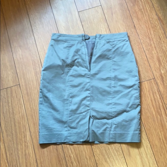 Grey skirt - Picture 2 of 4